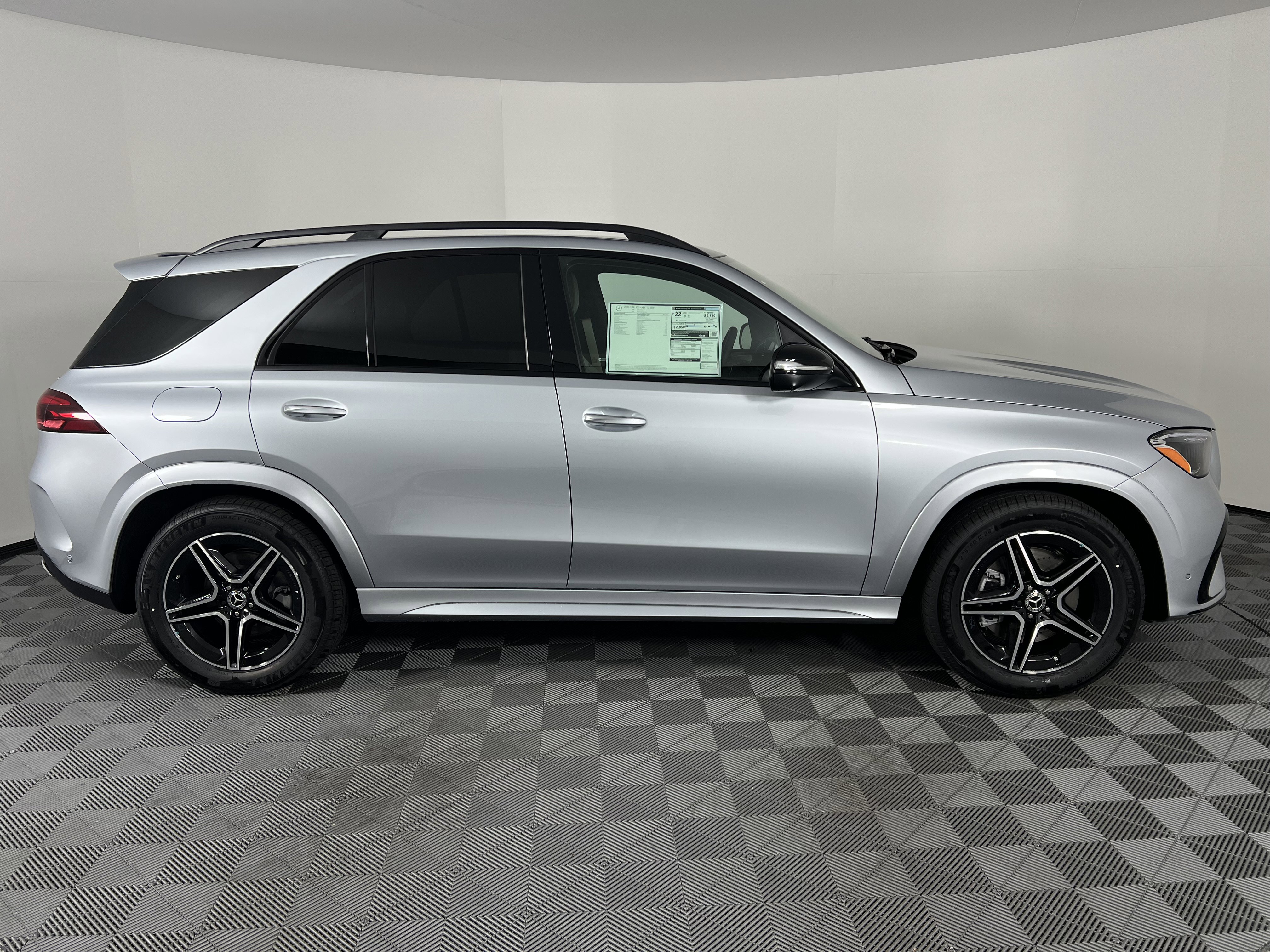 New 2026 Mercedes-Benz GLE 350 4MATIC image 14