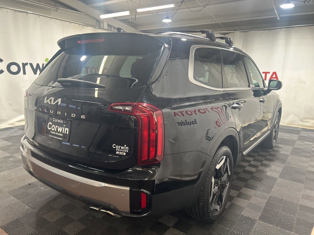 Used 2025 Kia Telluride S image 8