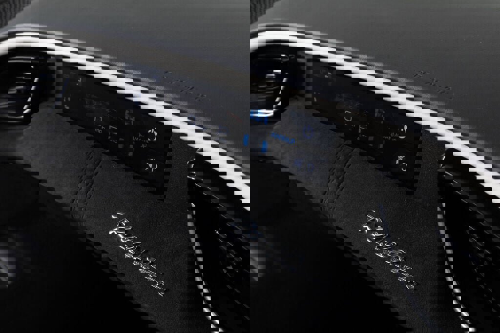 Certified 2024 Ferrari Roma Spider image 41