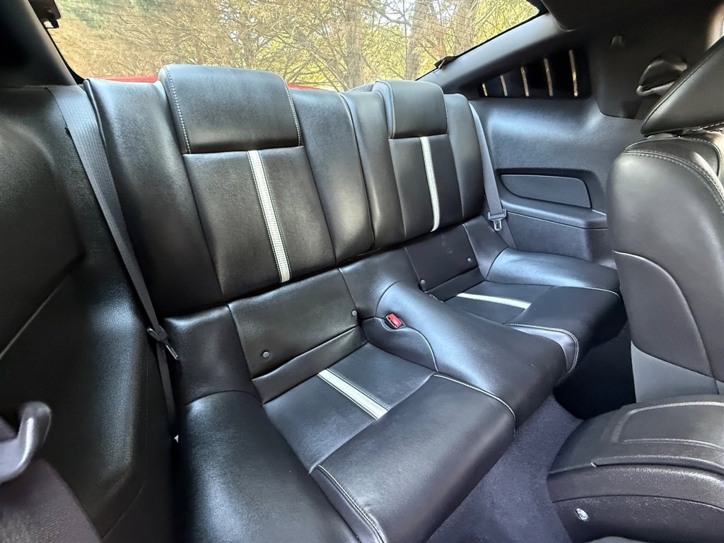 Used 2010 Ford Mustang GT Premium image 55