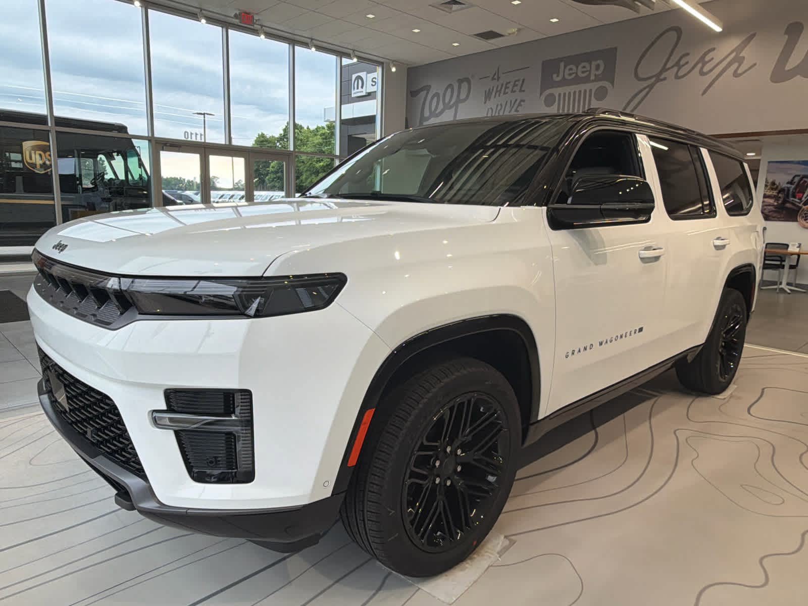 New 2026 Jeep Grand Wagoneer Limited AWD/4WD image 6