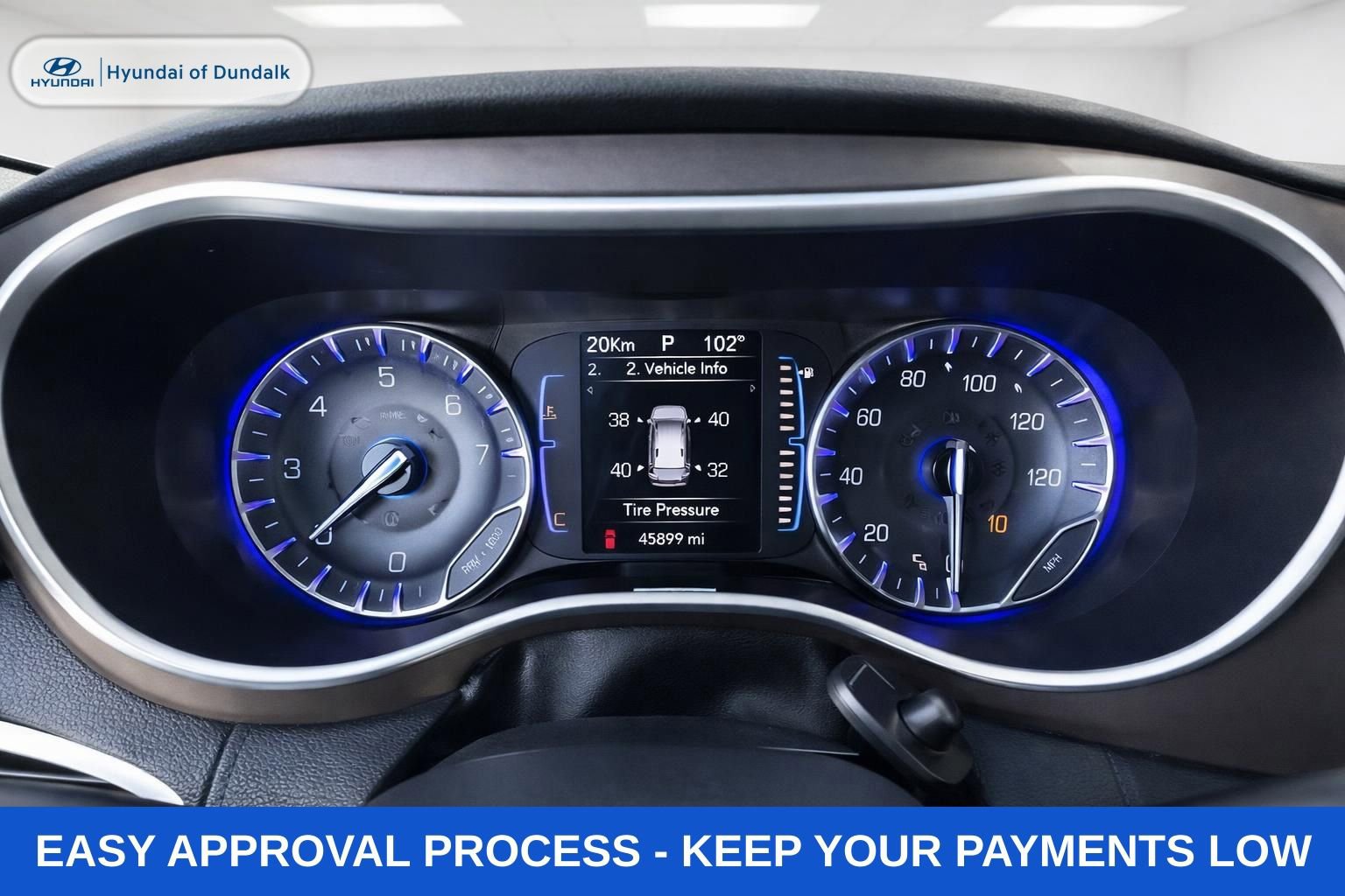 Used 2022 Chrysler Voyager LX image 19