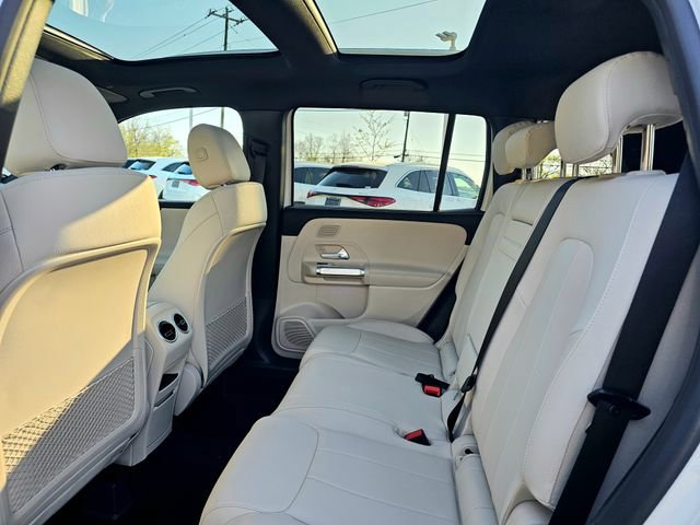 New 2026 Mercedes-Benz GLB 250 4MATIC image 21