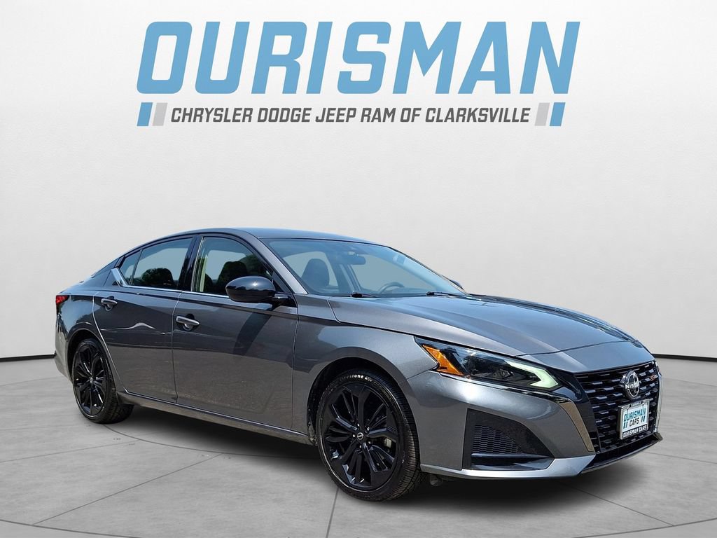 Used 2024 Nissan Altima 2.5 SR