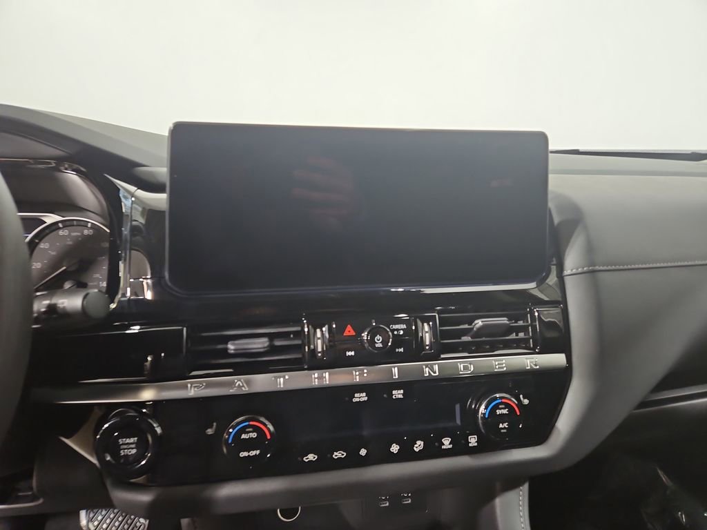 New 2026 Nissan Pathfinder SV image 18