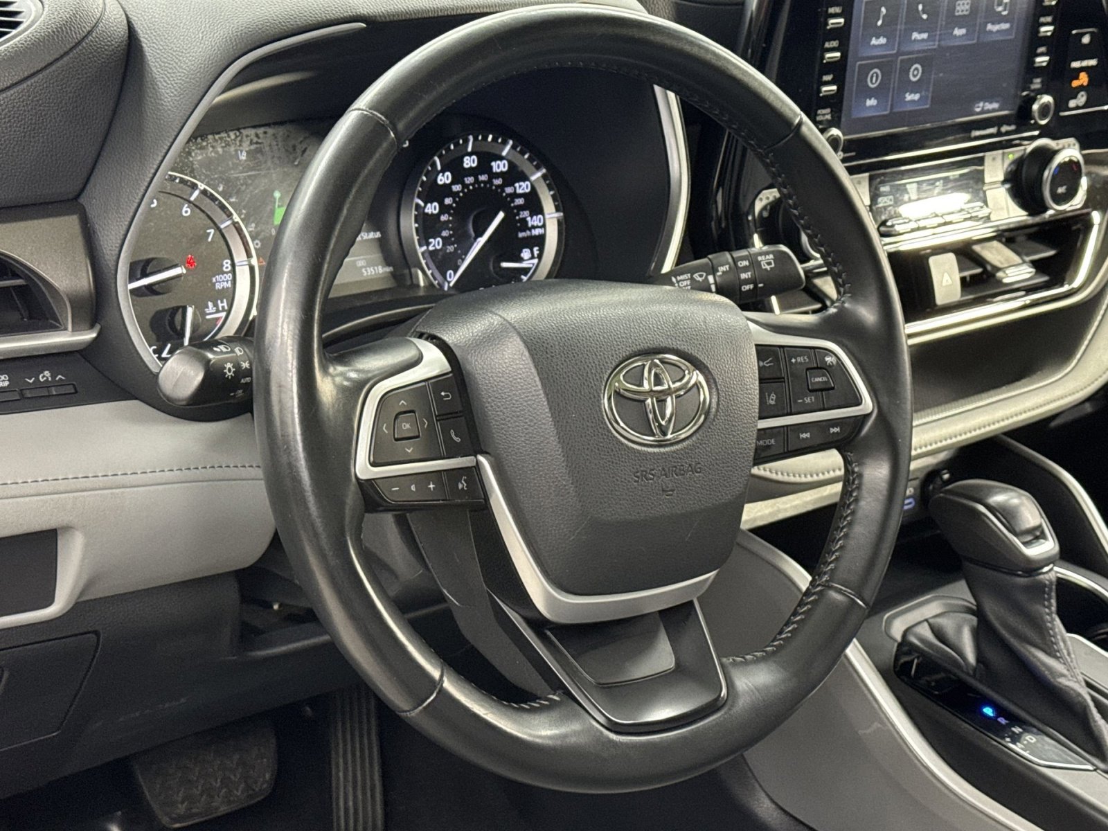 Used 2022 Toyota Highlander XLE FWD image 28