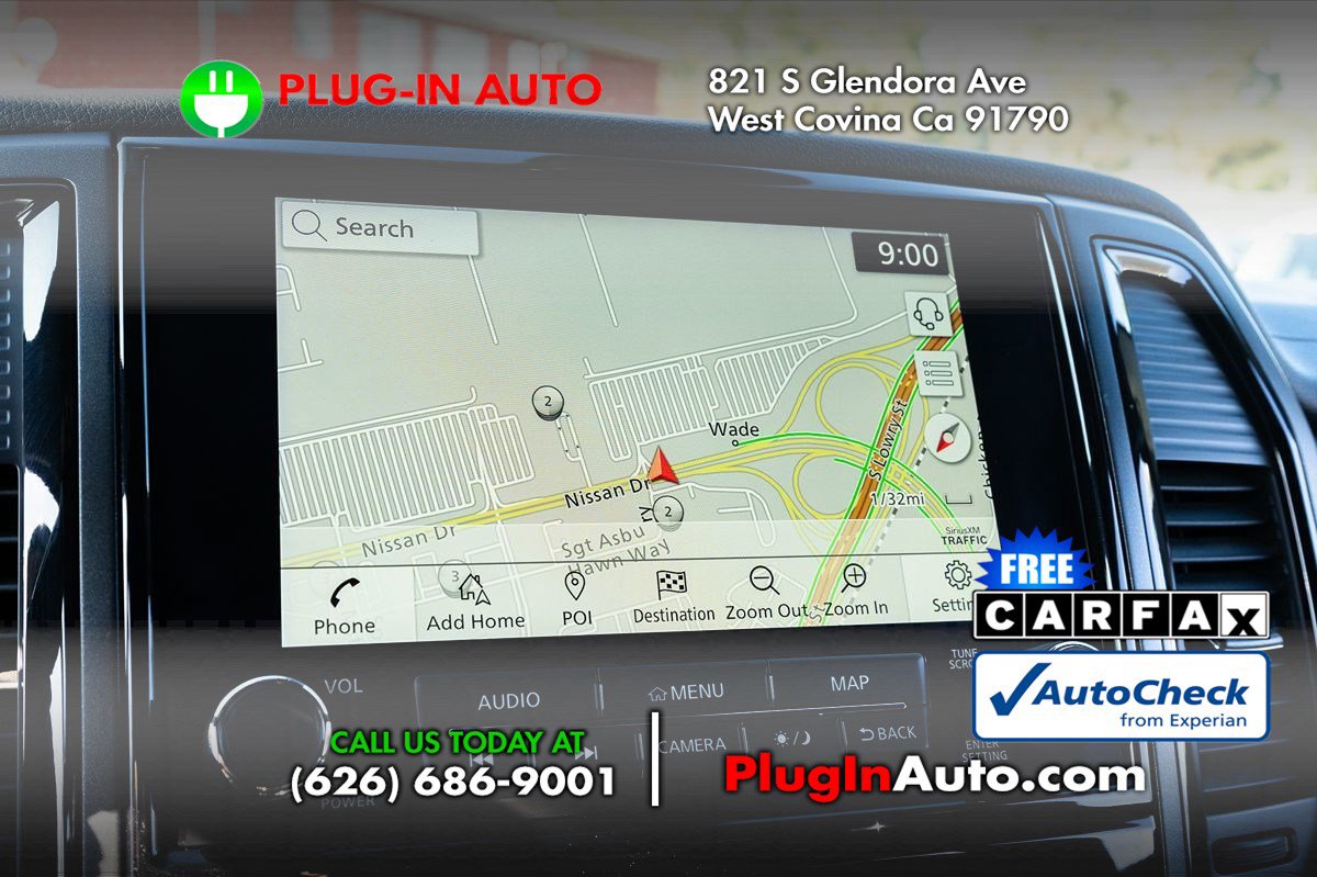 Used 2023 Nissan Titan SV w/ SV Convenience Package image 3