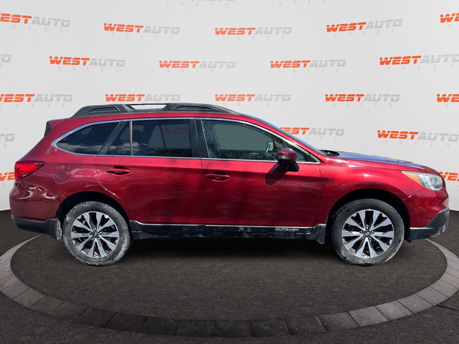 Used 2017 Subaru Outback 2.5i Limited AWD/4WD image 6