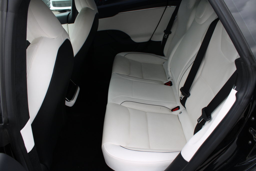 Used 2022 Tesla Model S Plaid AWD/4WD image 15