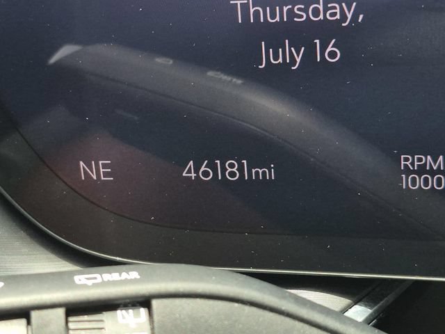 Used 2024 Buick Envision Preferred AWD/4WD image 32