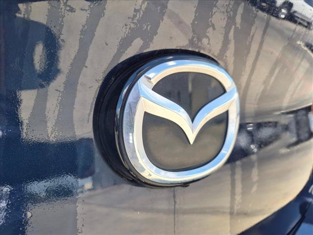 Used 2023 MAZDA MAZDA3 s FWD image 12