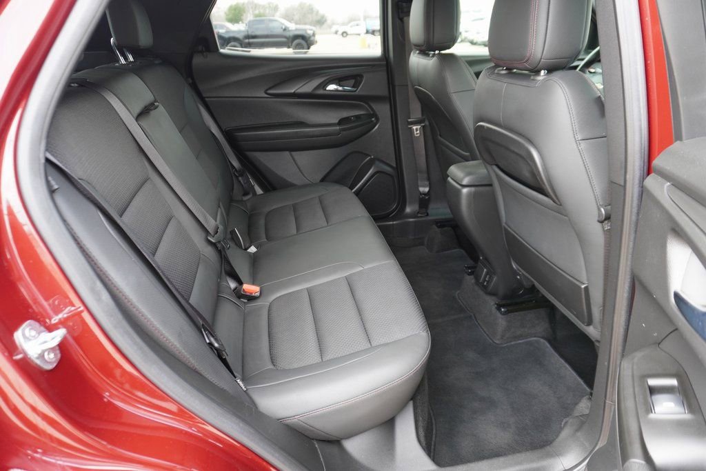 Used 2023 Chevrolet TrailBlazer RS w/ Convenience Package image 19