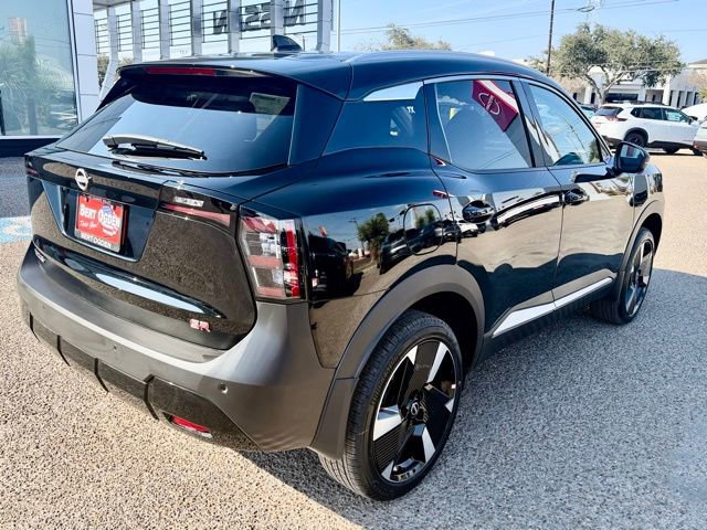 New 2026 Nissan Kicks SR w/ SR Premium Package image 6
