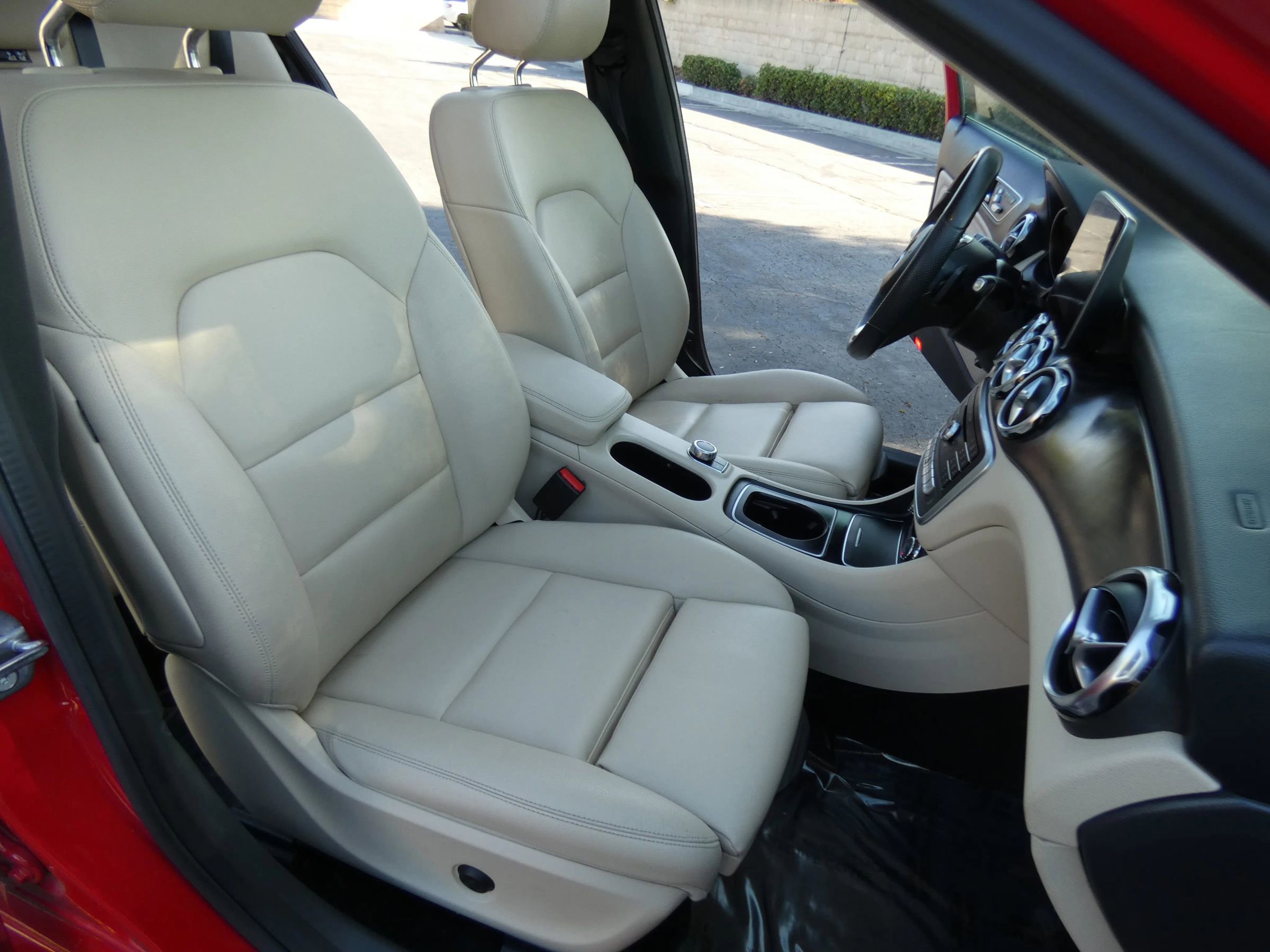 Used 2019 Mercedes-Benz GLA 250 image 27