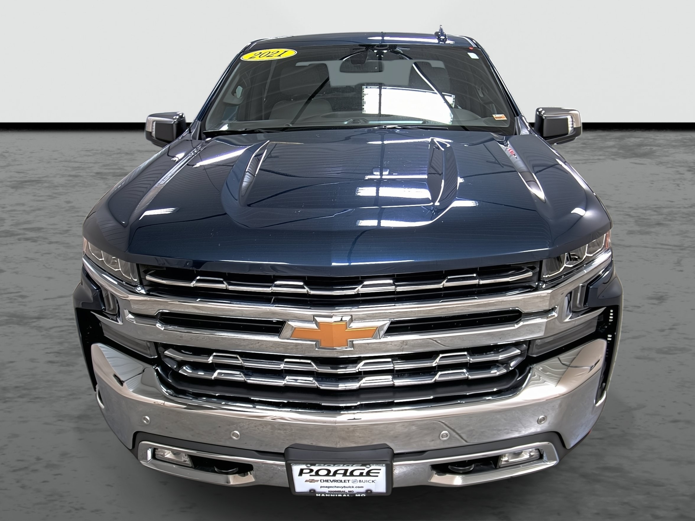 Used 2021 Chevrolet Silverado 1500 LTZ AWD/4WD image 6