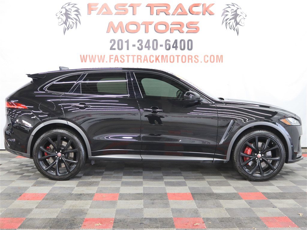 Used 2020 Jaguar F-PACE SVR image 4