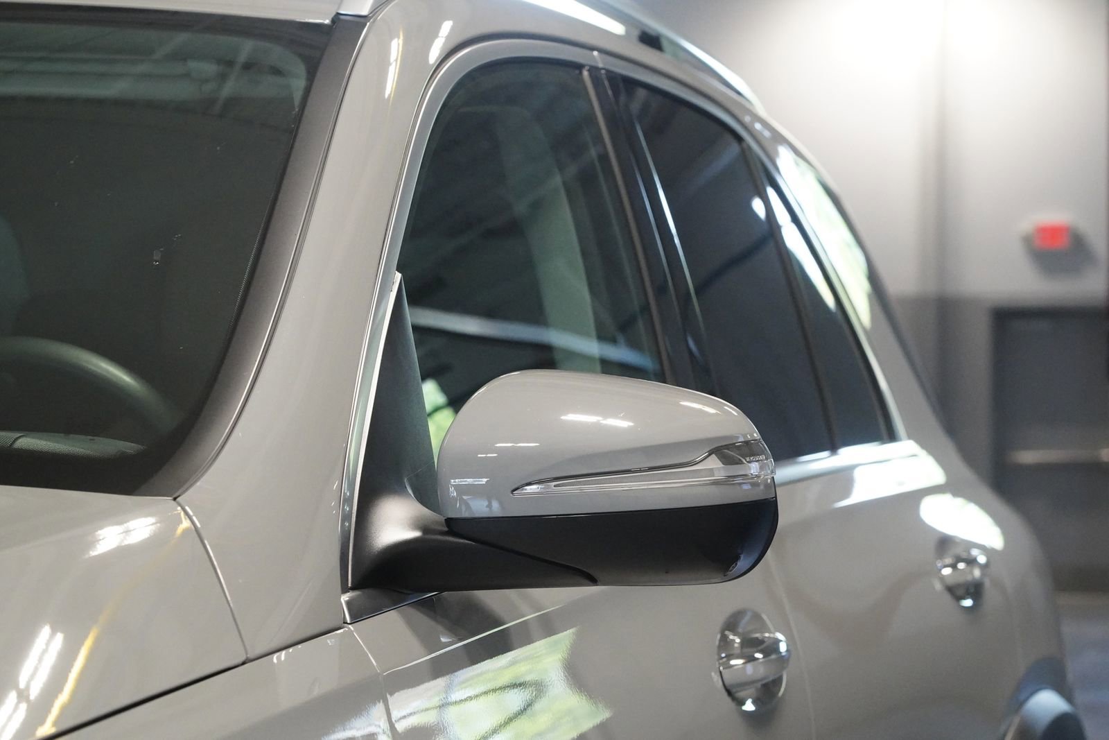Used 2024 Mercedes-Benz GLE 350 4MATIC image 7