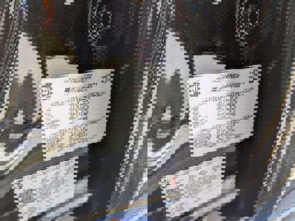 Certified 2024 Chevrolet Silverado 1500 LTZ w/ LTZ Premium Package image 32