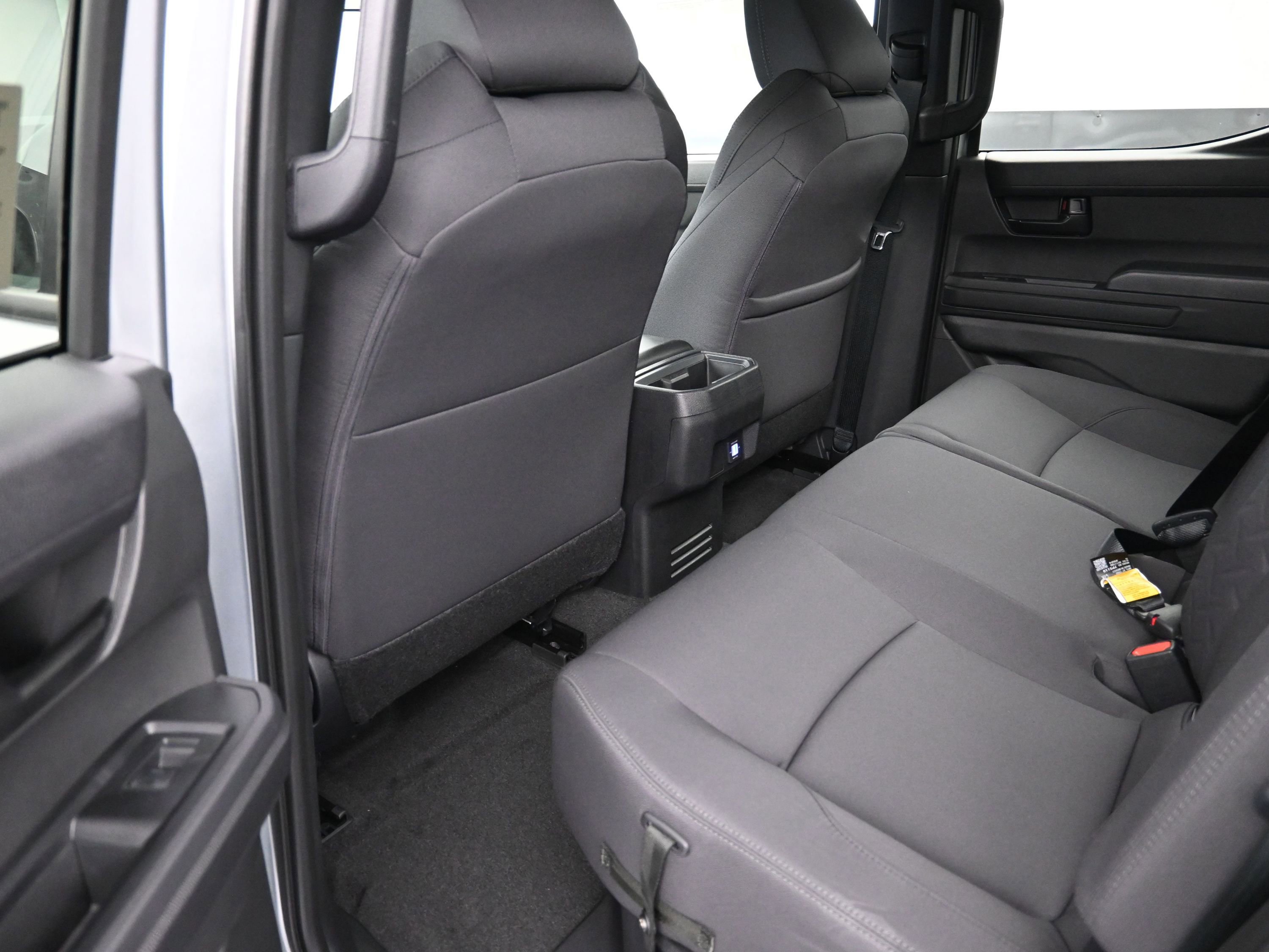 Used 2024 Toyota Tacoma SR5 w/ SR5 Upgrade Package image 11