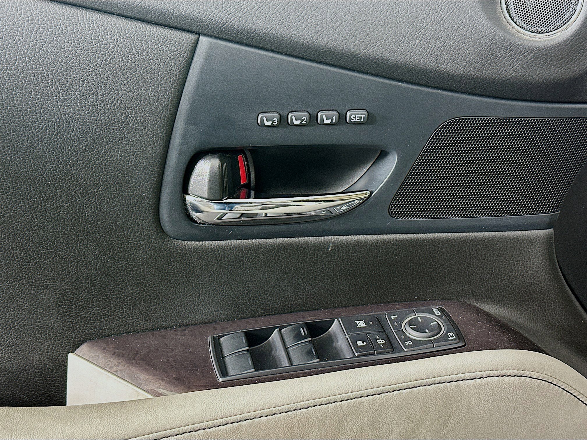 Used 2013 Lexus RX 350 FWD w/ Premium Pkg image 15