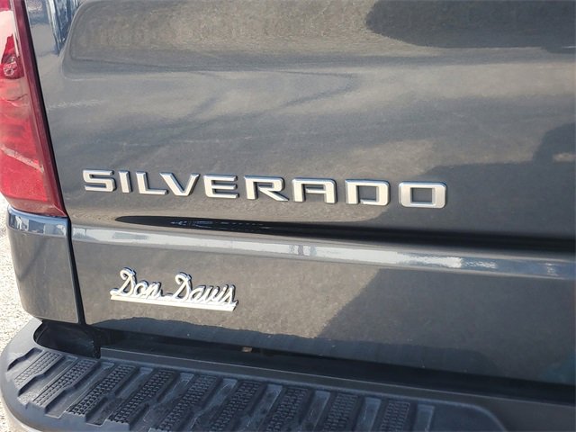 Used 2020 Chevrolet Silverado 1500 LT w/ Texas Edition image 6