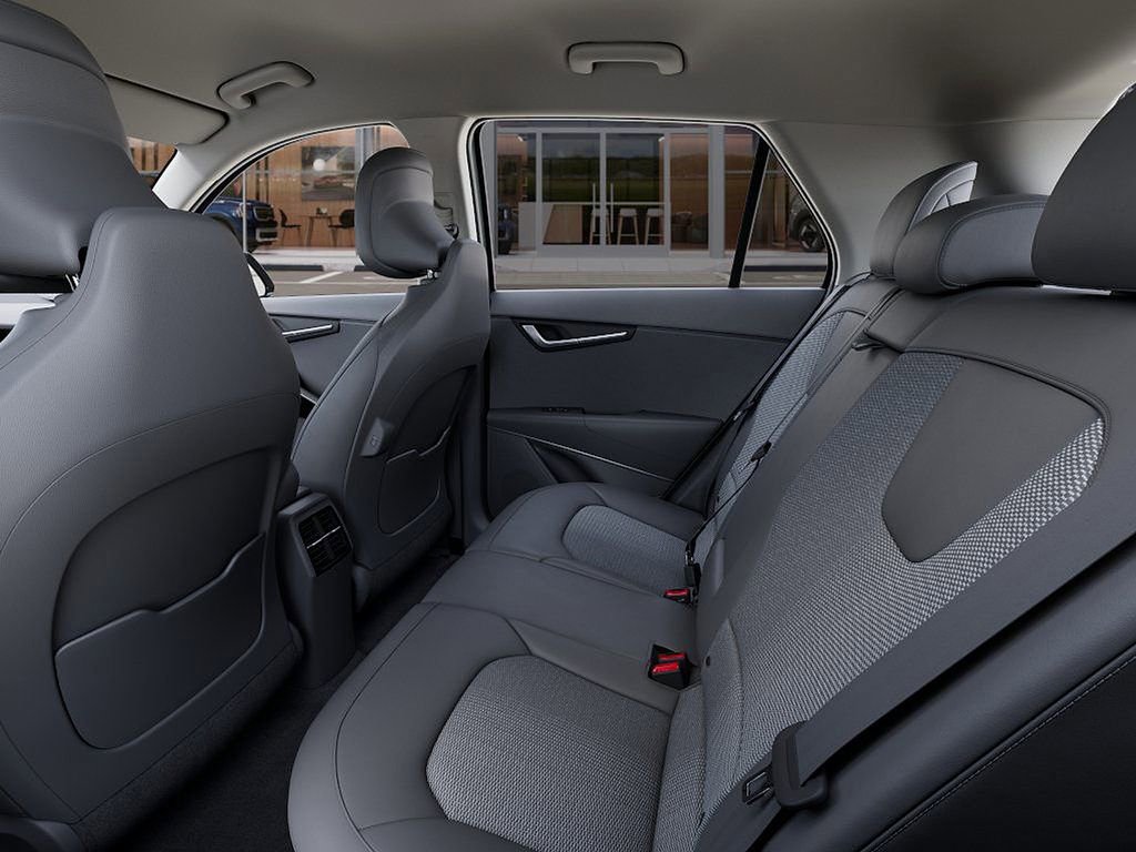 New 2025 Kia Niro Wind w/ Wind Preserve Package image 18