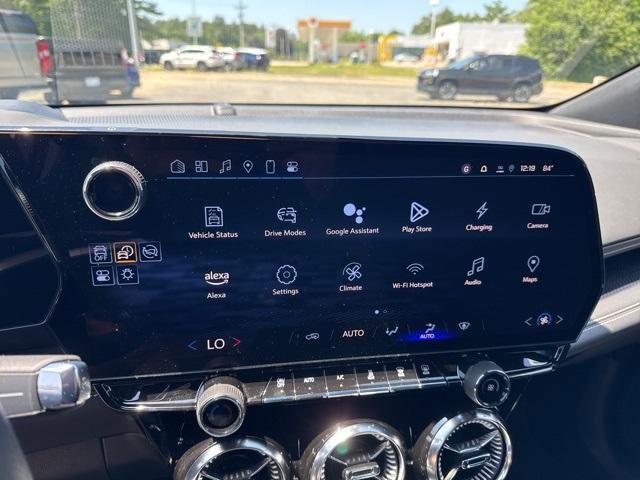 New 2025 Chevrolet Blazer EV LT w/ Midnight/Sport Edition image 11