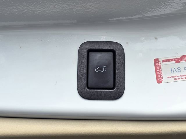 Used 2017 Toyota Highlander XLE AWD/4WD image 31