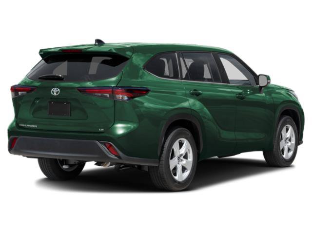 Used 2025 Toyota Highlander LE FWD image 2