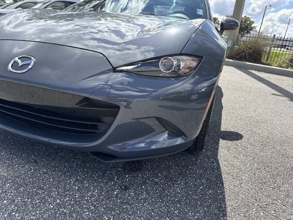 Used 2021 MAZDA MX-5 Miata RF Grand Touring RWD image 10