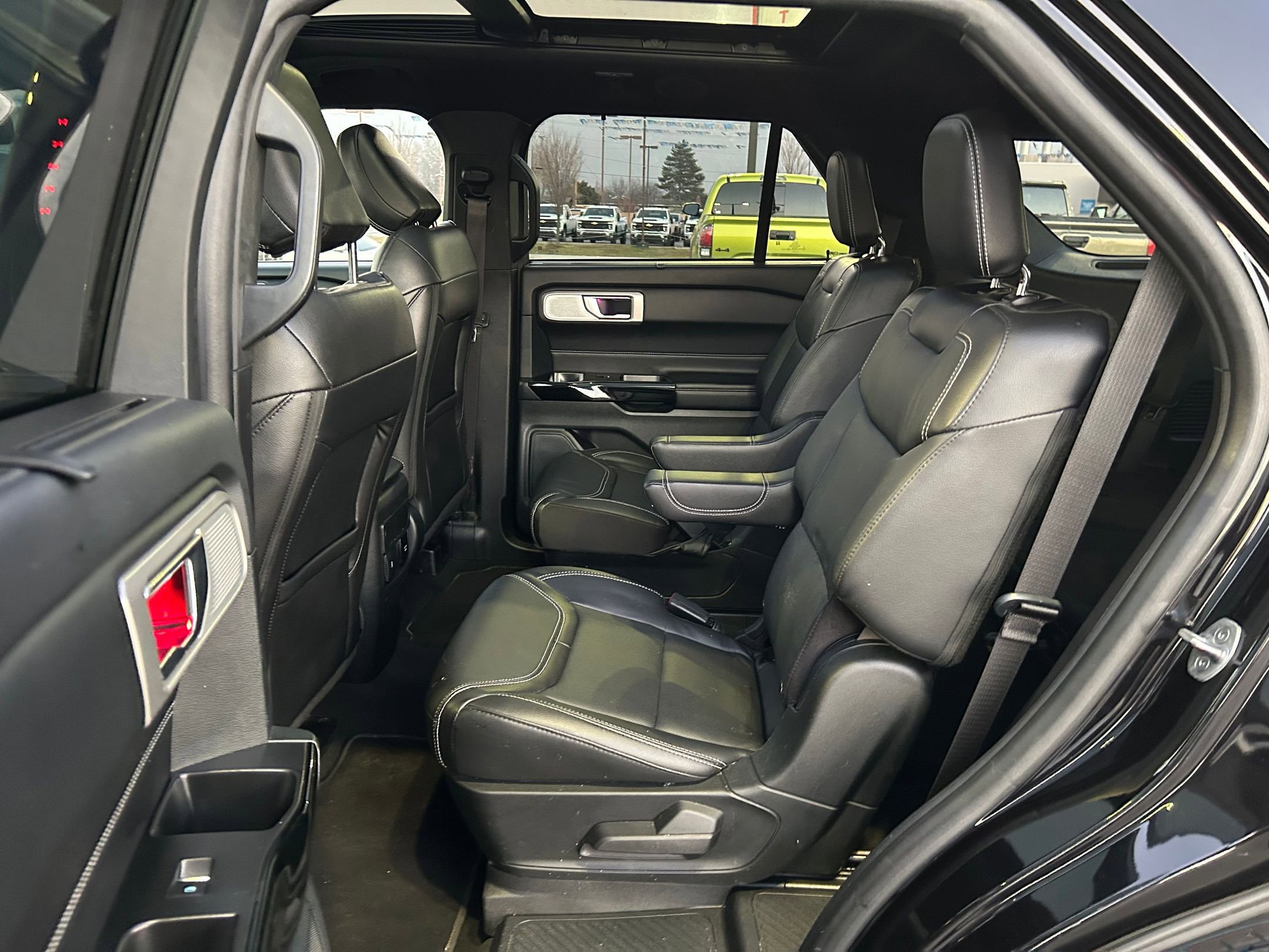 Used 2022 Ford Explorer ST w/ Equipment Group 401A image 24