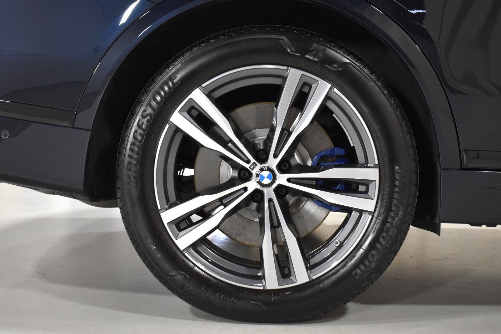 Used 2026 BMW X7 M60i AWD/4WD image 13