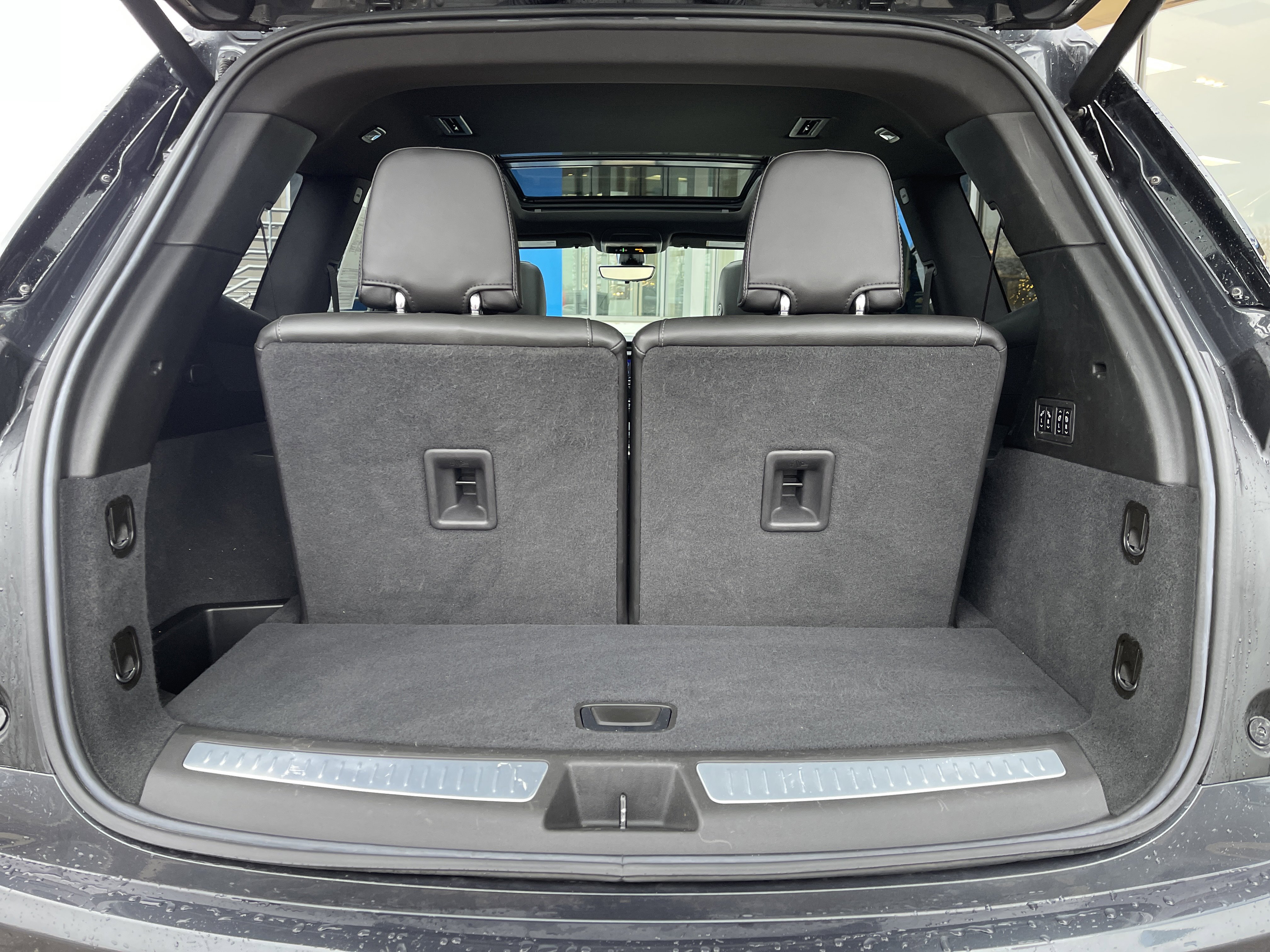 Used 2023 Cadillac XT6 Sport w/ Technology Package image 49