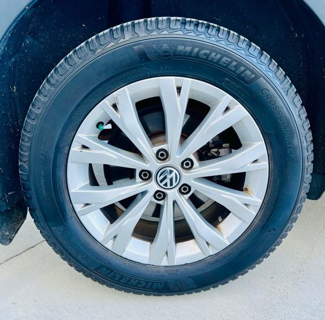 Used 2018 Volkswagen Tiguan S image 7