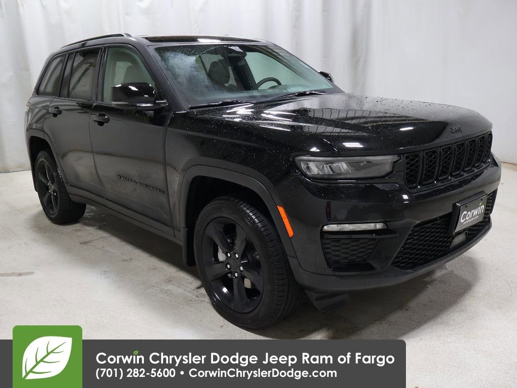 New 2025 Jeep Grand Cherokee Limited w/ Black Appearance Package image 1