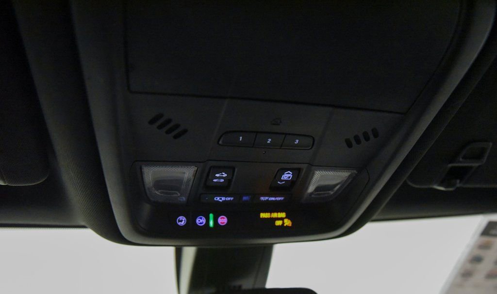 Used 2021 Chevrolet Blazer RS image 28