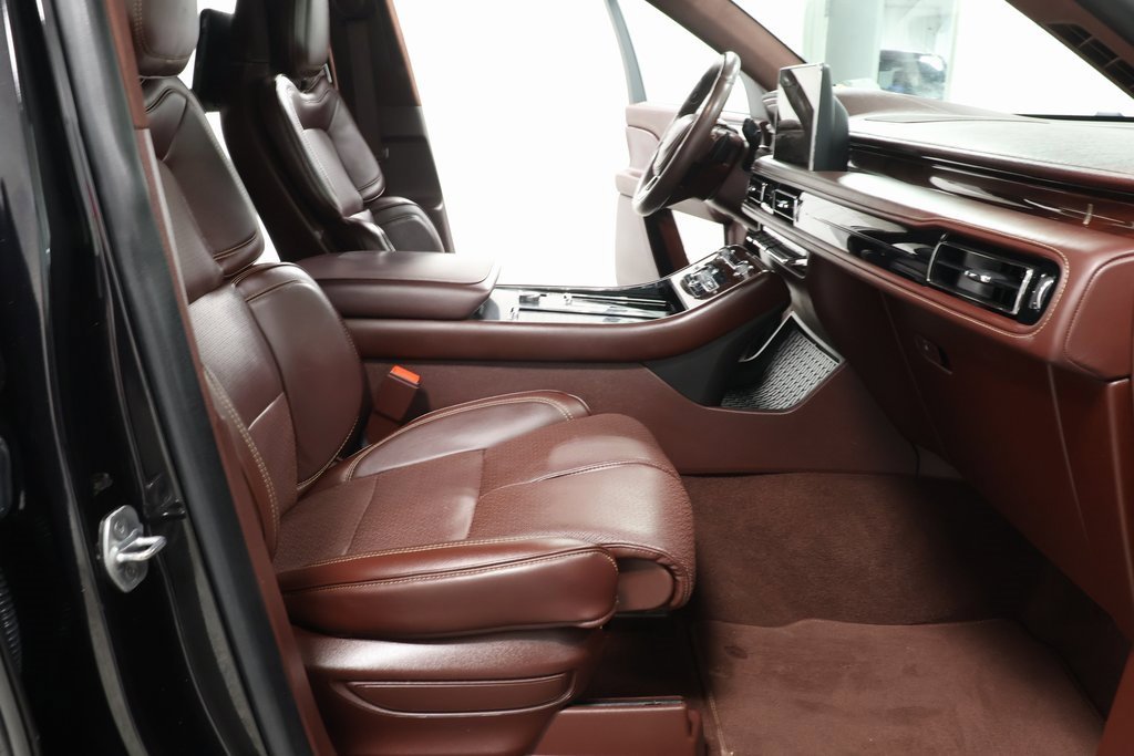Used 2023 Lincoln Aviator Black Label image 34
