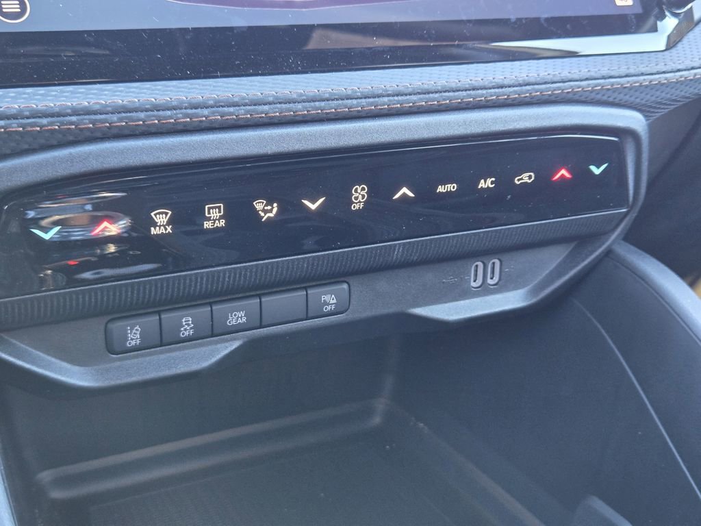 New 2026 Jeep Cherokee Overland image 15