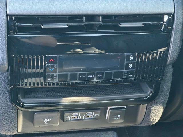 New 2026 Jeep Grand Wagoneer L Limited AWD/4WD image 35