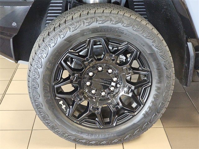 New 2025 GMC Hummer EV 2X image 2