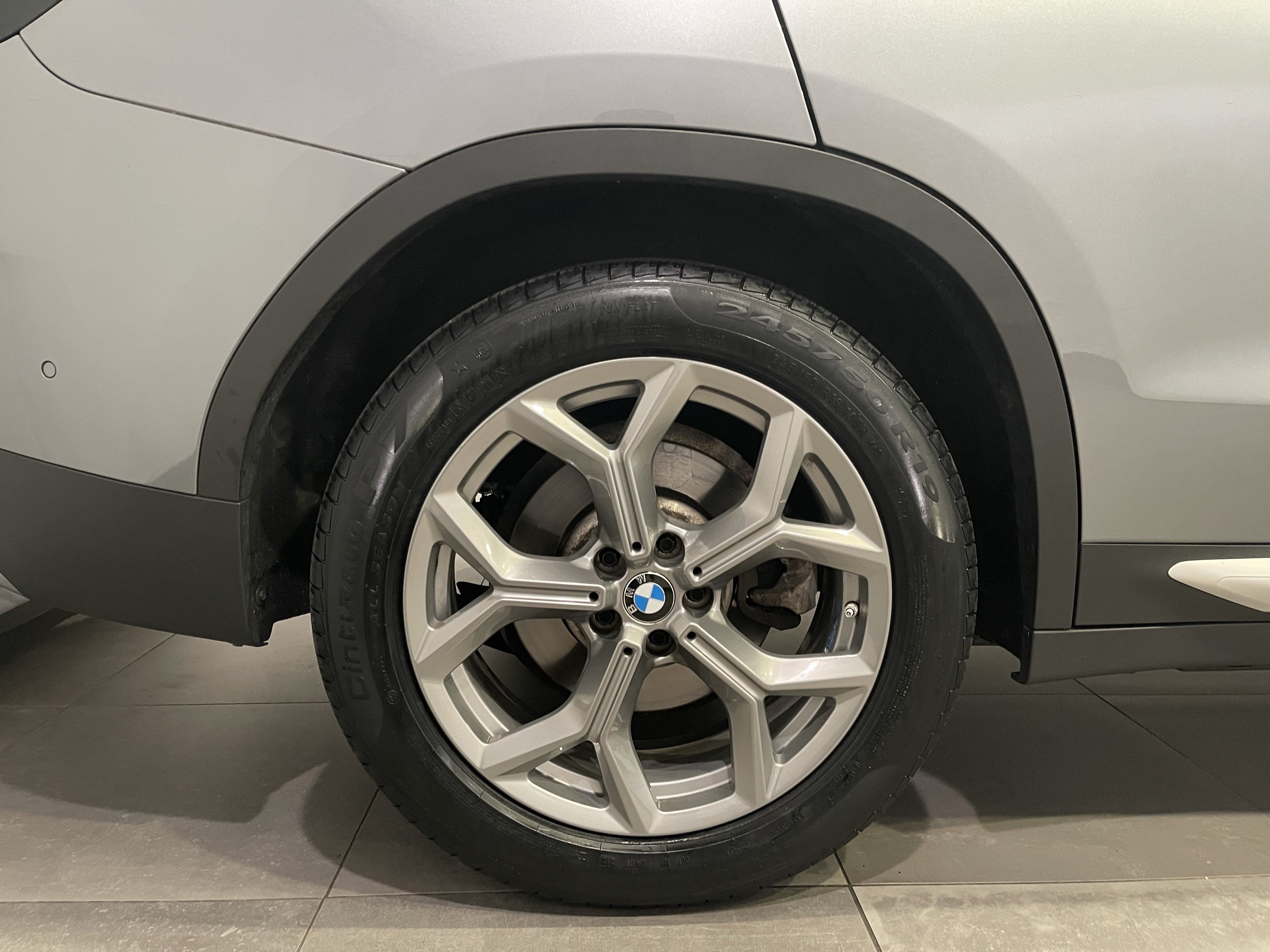 Certified 2024 BMW X3 xDrive30i w/ Convenience Package AWD/4WD image 9
