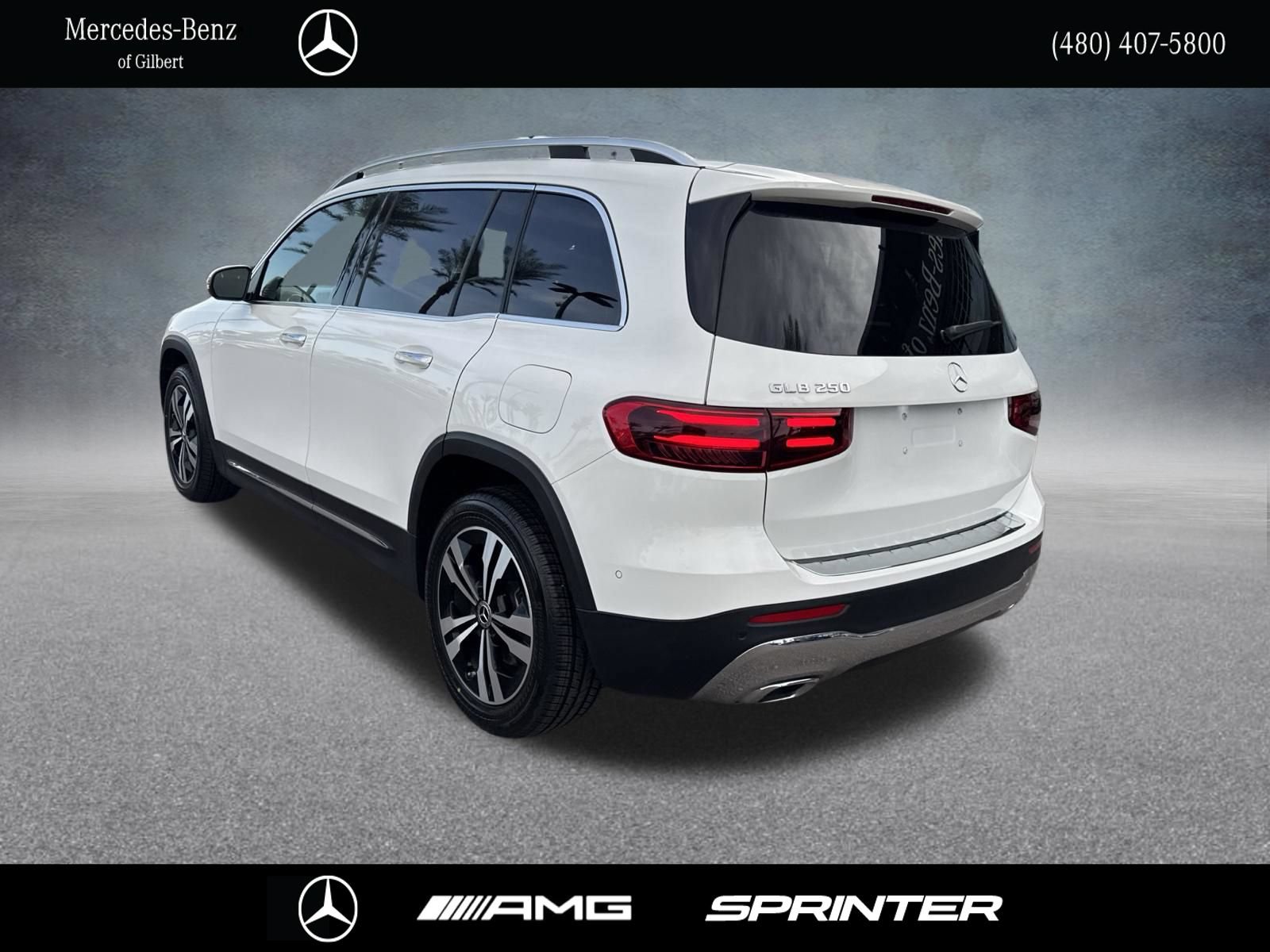 Used 2024 Mercedes-Benz GLB 250 image 4