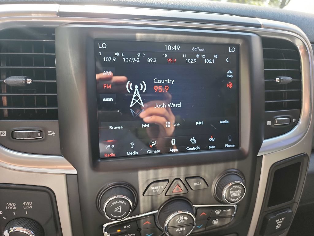 Used 2018 RAM 2500 Big Horn w/ Harvest Edition AWD/4WD image 30