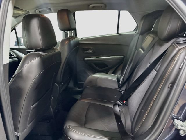 Used 2018 Chevrolet Trax LT w/ LT Convenience Package AWD/4WD image 19