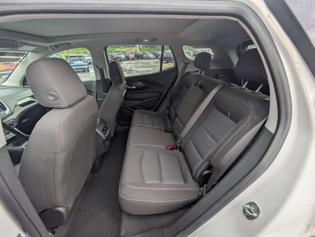 Used 2023 GMC Terrain SLE w/ Driver Convenience Package AWD/4WD image 29