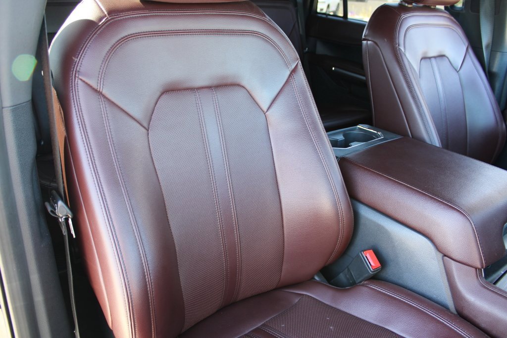 Used 2024 Ford Expedition Limited image 29