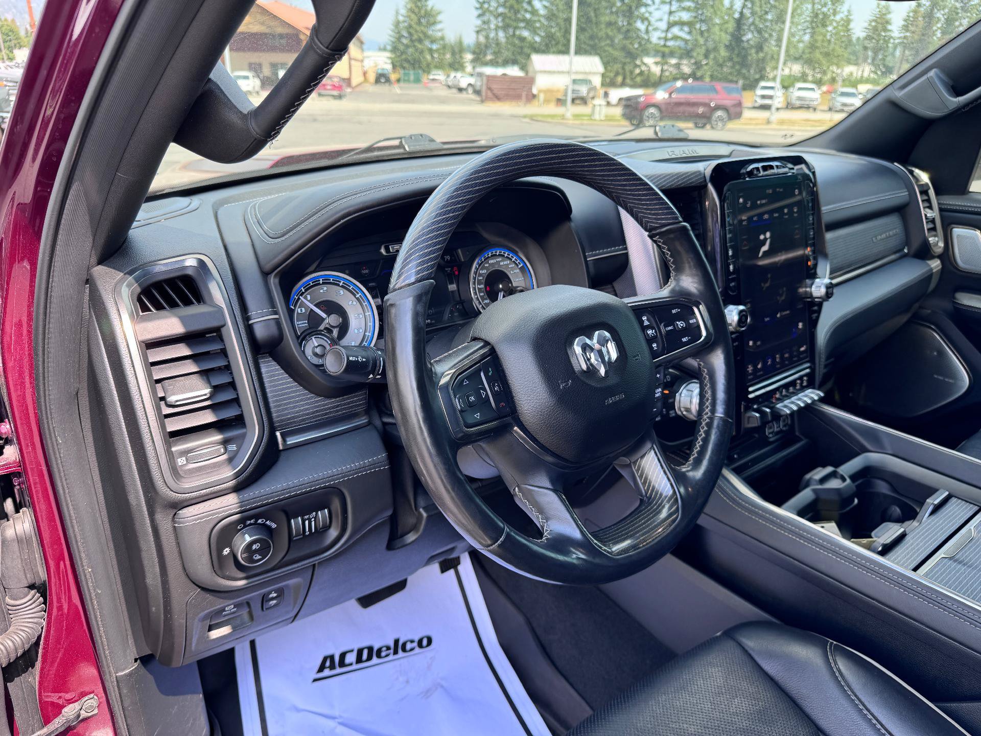 Used 2019 RAM 1500 Limited AWD/4WD image 9