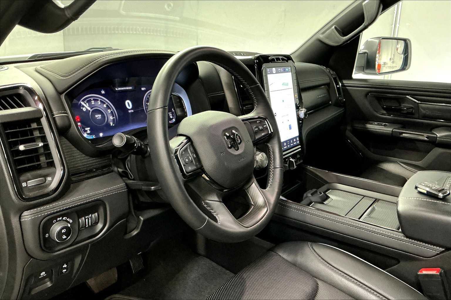 Used 2024 RAM 1500 Limited w/ Trailer Tow Group image 16