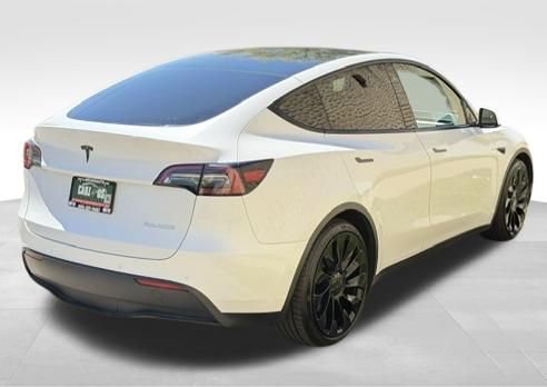 Used 2022 Tesla Model Y Performance AWD/4WD image 6
