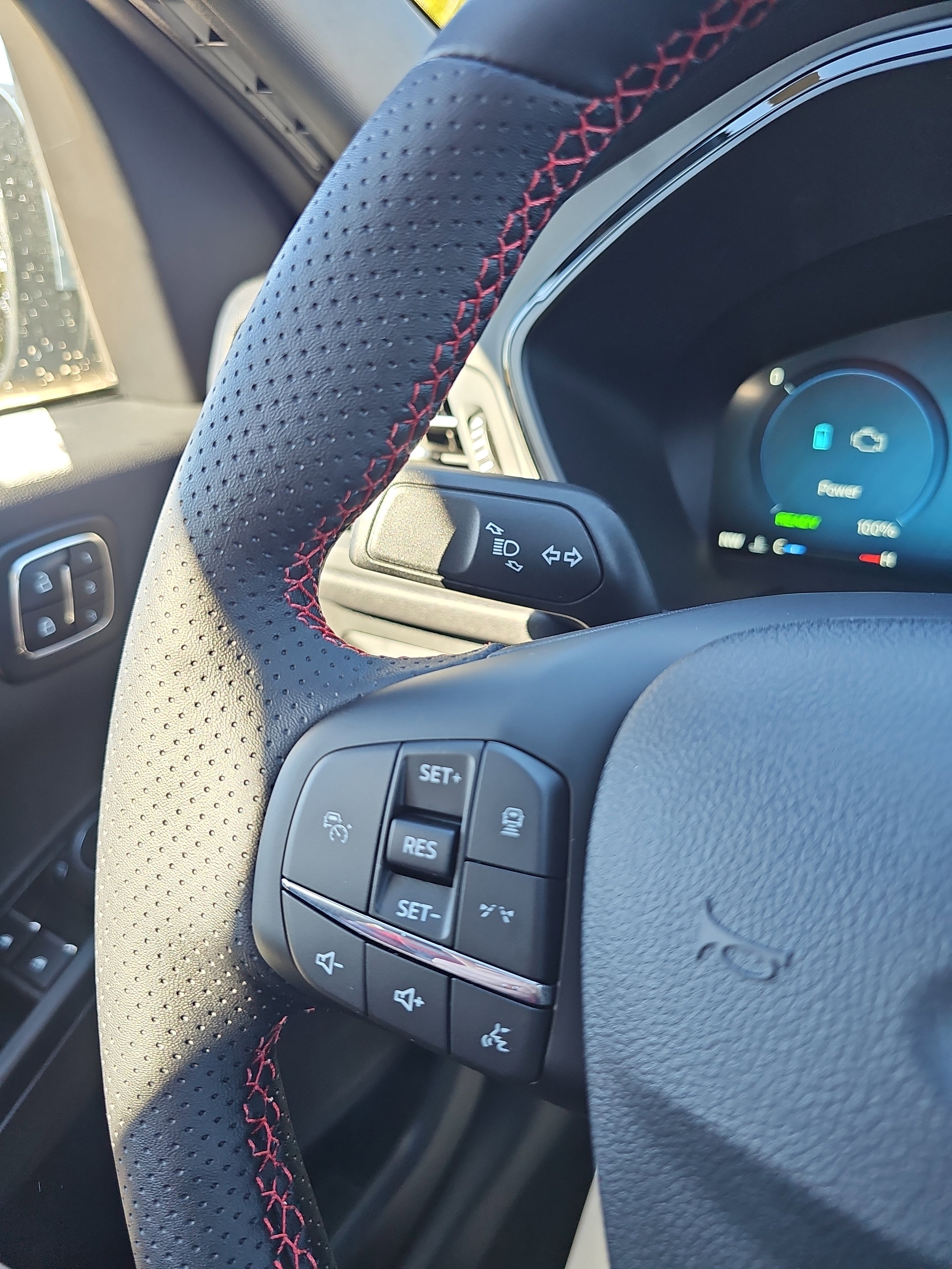 New 2026 Ford Escape ST-Line Select image 23